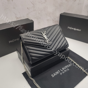 Saint Laurent Envelope Bag - Bags