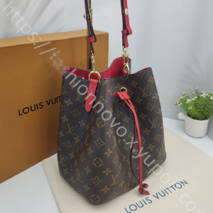 LV老花水桶 - M44021
