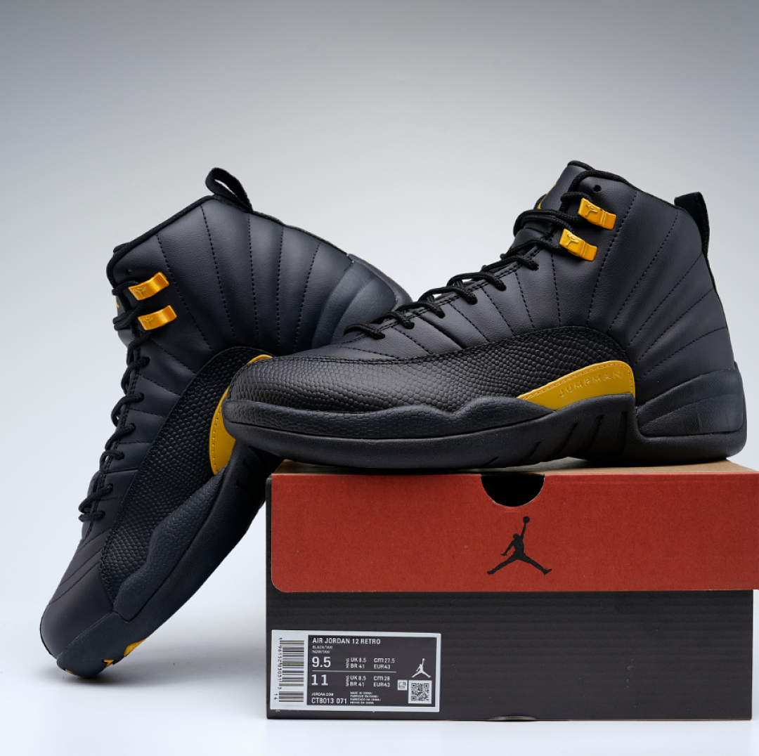 Air Jordan 12 Retro - Black/Gold